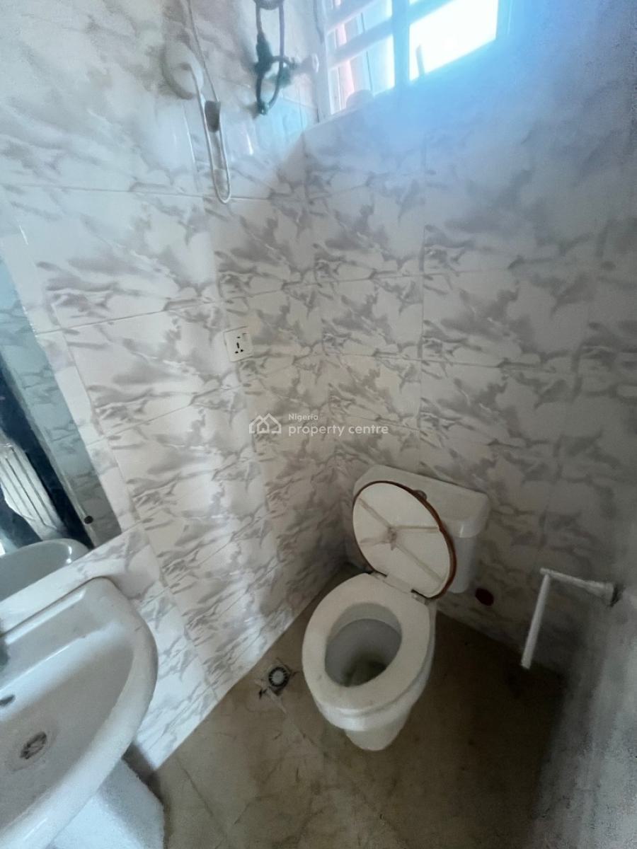 Clean and Spacious 2 Bedroom Flat Upstairs, Mobil Road Ilaje, Ajah, Lagos, House for Rent