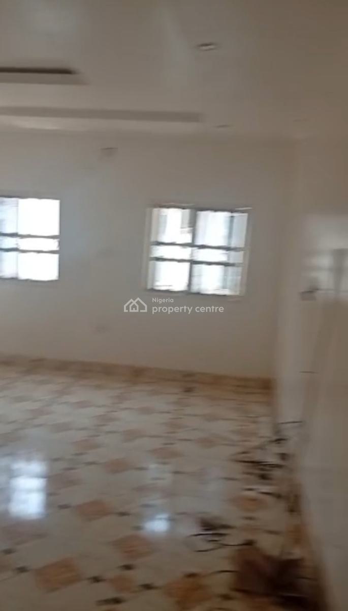 Nice 3 Bedroom Flat, 1st Floor,in an Estate,with Balcony Y,, By Roundabout, Galadimawa, Abuja, Flat / Apartment for Rent