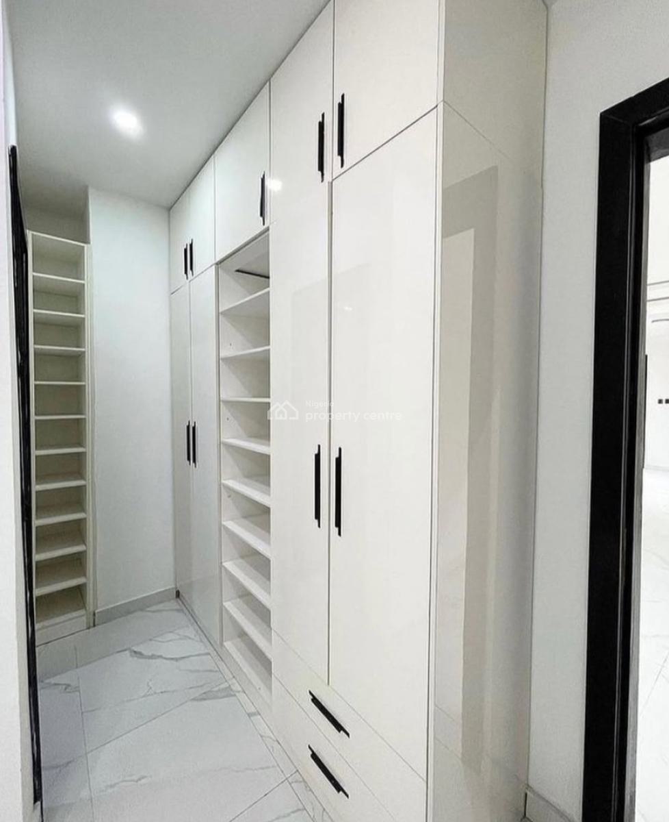 Well-finished and Self-serviced 5 Bedroom En-suite House with Swimming, Lekki Phase 1, Lekki, Lagos, House for Rent