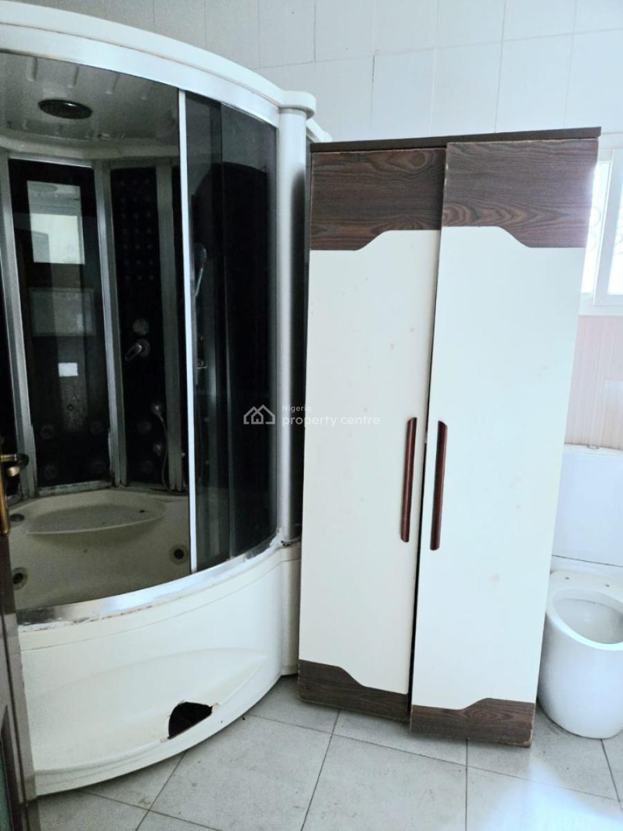 Spacious 5-bedroom Detached House for Commercial Use, Lekki Phase 1, Lekki, Lagos, Office Space for Rent