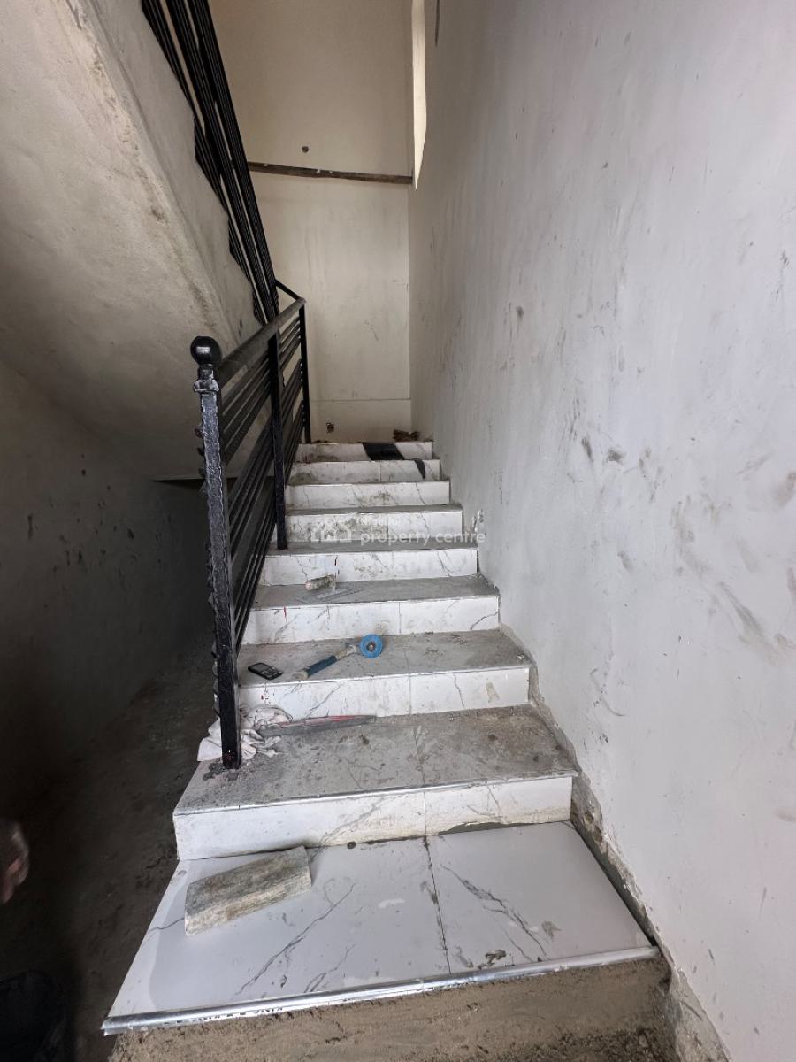 3bedroom Apartment House, Woji, Port Harcourt, Rivers, Terraced Duplex for Sale