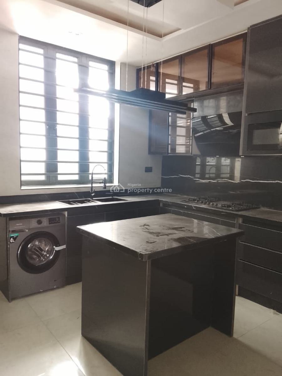 5 Bedroom Semi Detached Duplex at Lekki Phase 1, Lekki Phase 1, Lekki, Lagos, Semi-detached Duplex for Rent