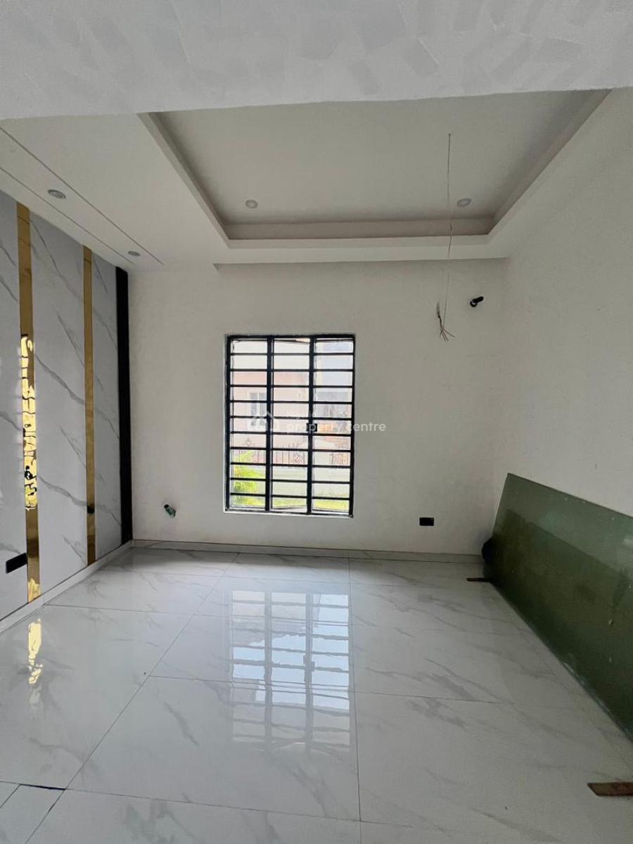 Self-compound 5-bedroom Semi-detached House with Swimming Pool, Osapa London Victory Park Estate, Osapa, Lekki, Lagos, Semi-detached Duplex for Sale