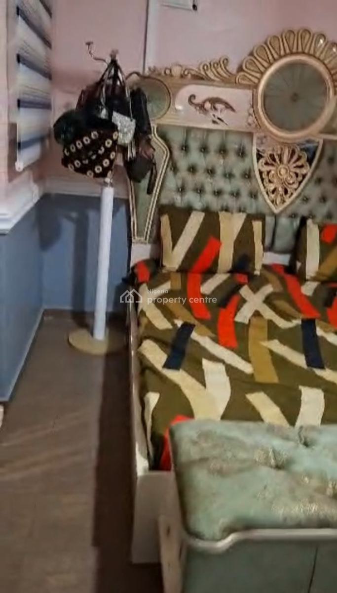 Clean 3bedroom  Flat,, Zone1, Wuse, Abuja, Block of Flats for Sale