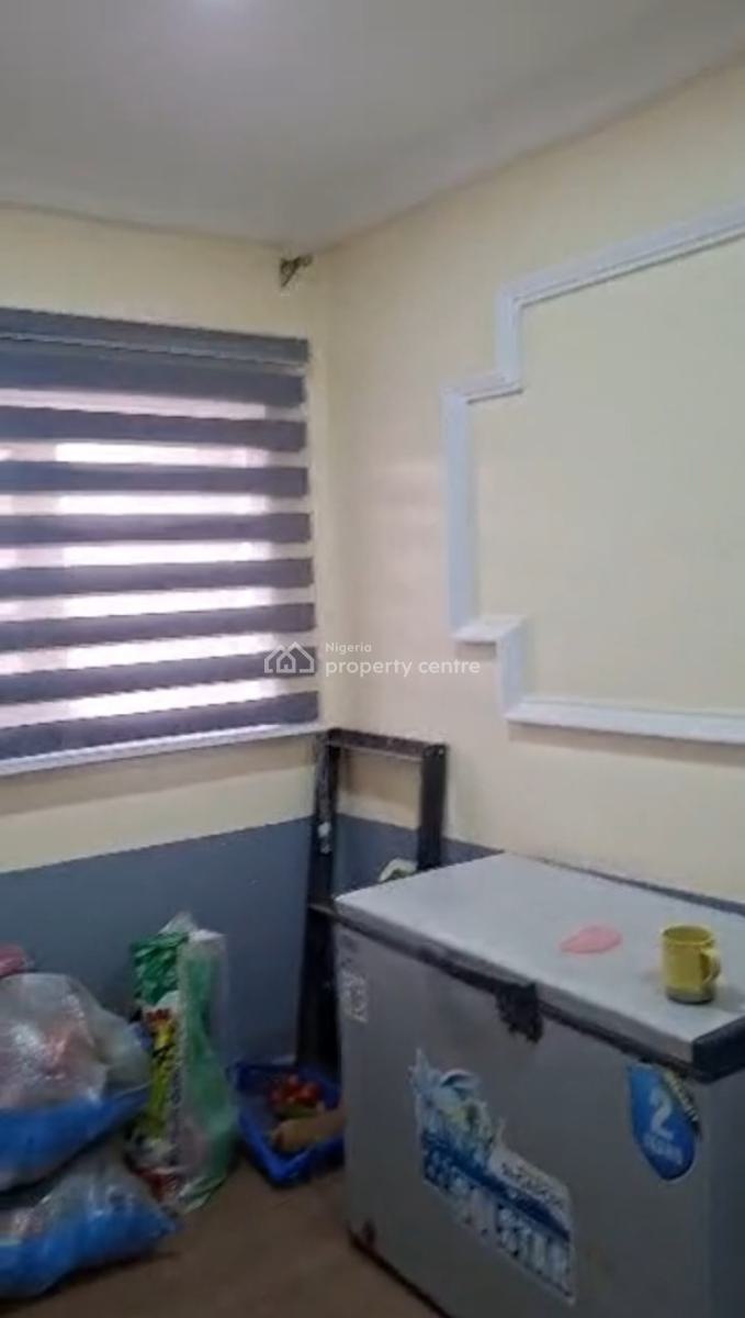 Clean 3bedroom  Flat,, Zone1, Wuse, Abuja, Block of Flats for Sale