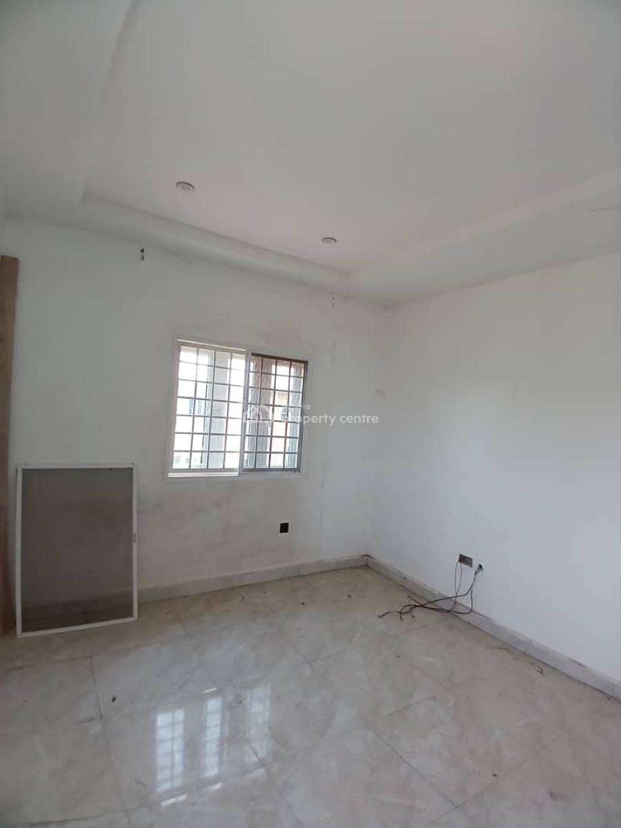 Spacious 3 Bedroom Flat, Dakwo, Abuja, Flat / Apartment for Rent