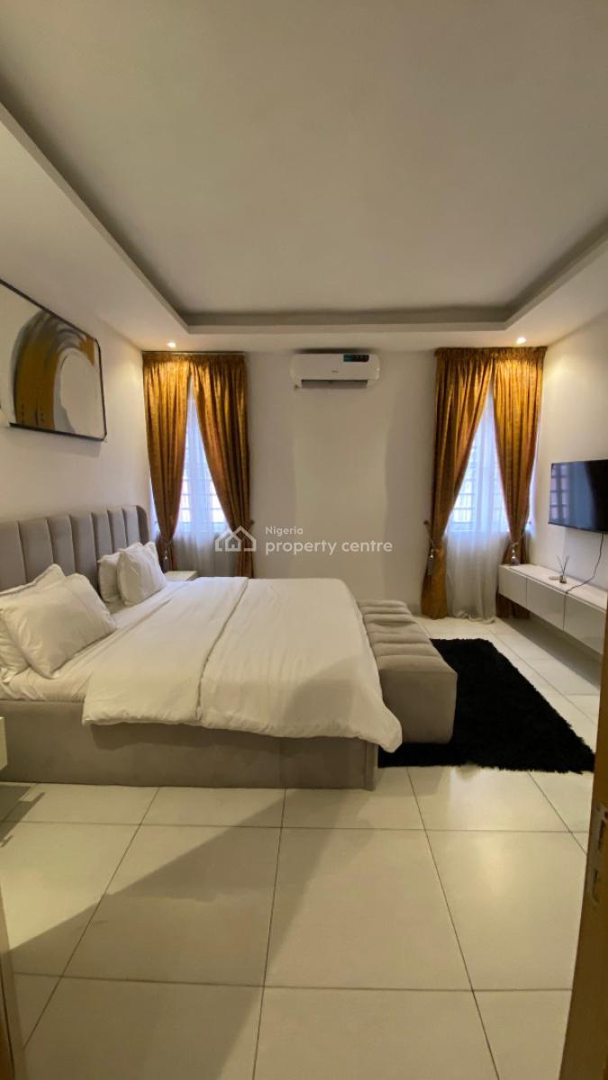 Luxury 4 Bedrooms Apartments Fully Furnished, Lekki Phase 1, Lekki, Lagos, Flat / Apartment for Rent