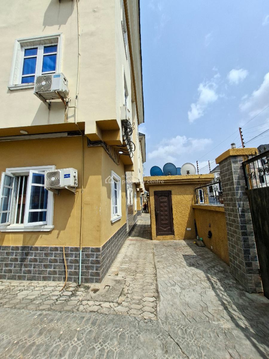 Recently Build Block of 6 Flats with Cofo, Victory Estate, Ago Palace, Isolo, Lagos, Block of Flats for Sale