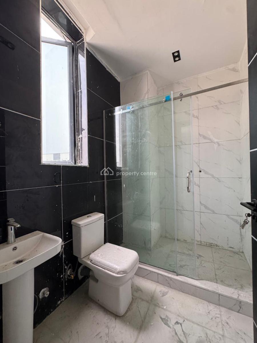 a Spacious 1 Bedroom Apartments, Lekki, Lagos, Flat / Apartment for Sale