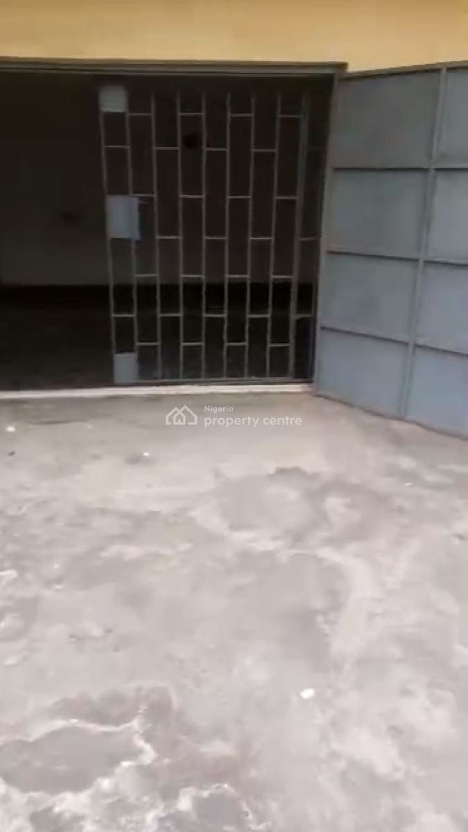 Shop Space (room for Extension), Ikeja, Lagos, Shop for Rent