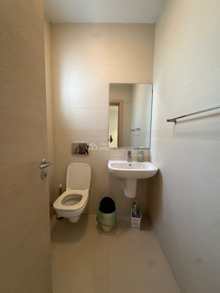 Clean & Well-maintained 3-bedroom Terrace with Bq, Banana Island, Ikoyi, Lagos, Terraced Duplex for Rent