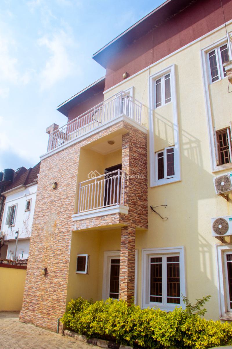 a Newly Renovated Four Bedrooms Semi Detached Duplex, Dr Kenneth Estate, Lekki, Lagos, Flat / Apartment for Sale