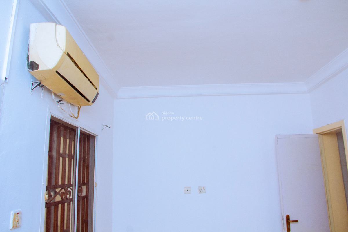 a Newly Renovated Four Bedrooms Semi Detached Duplex, Dr Kenneth Estate, Lekki, Lagos, Flat / Apartment for Sale