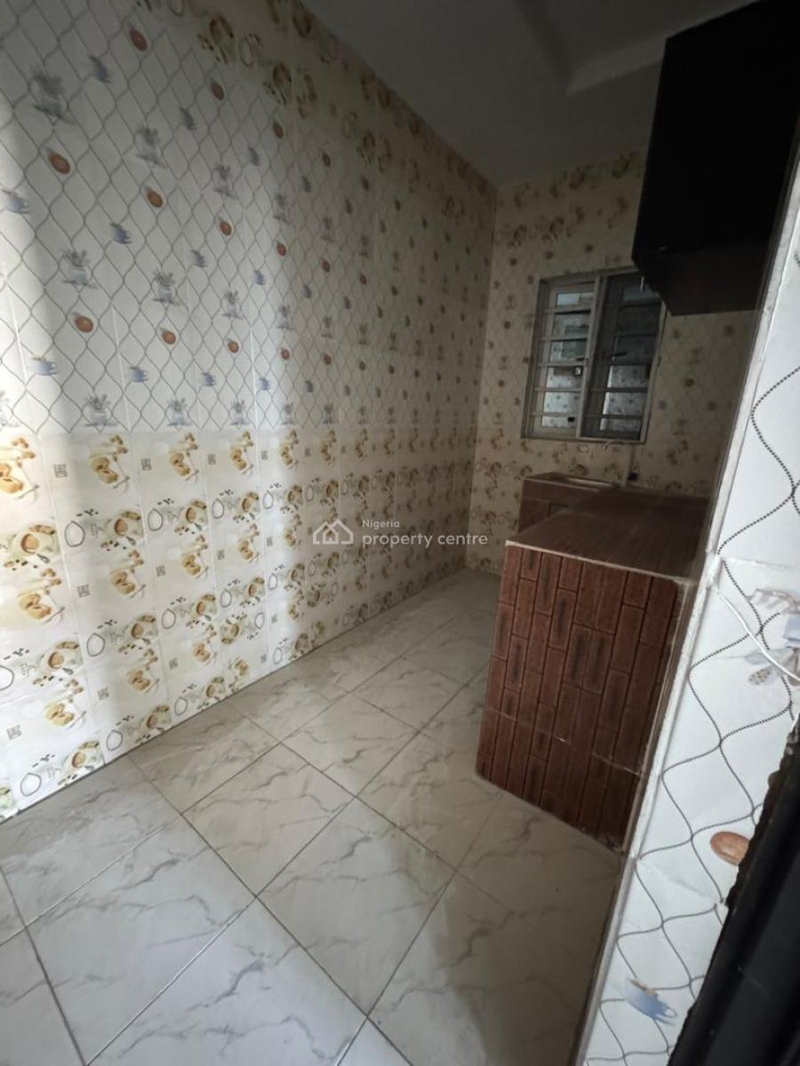 Well-finished 2 Bedroom Apartment, Ajah, Lagos, Flat / Apartment for Rent