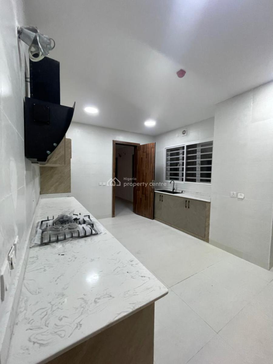 Luxurious 4 Bedroom Terrace Duplex with Bq, Chevron Drive, Lekki Phase 2, Lekki, Lagos, Terraced Duplex for Rent