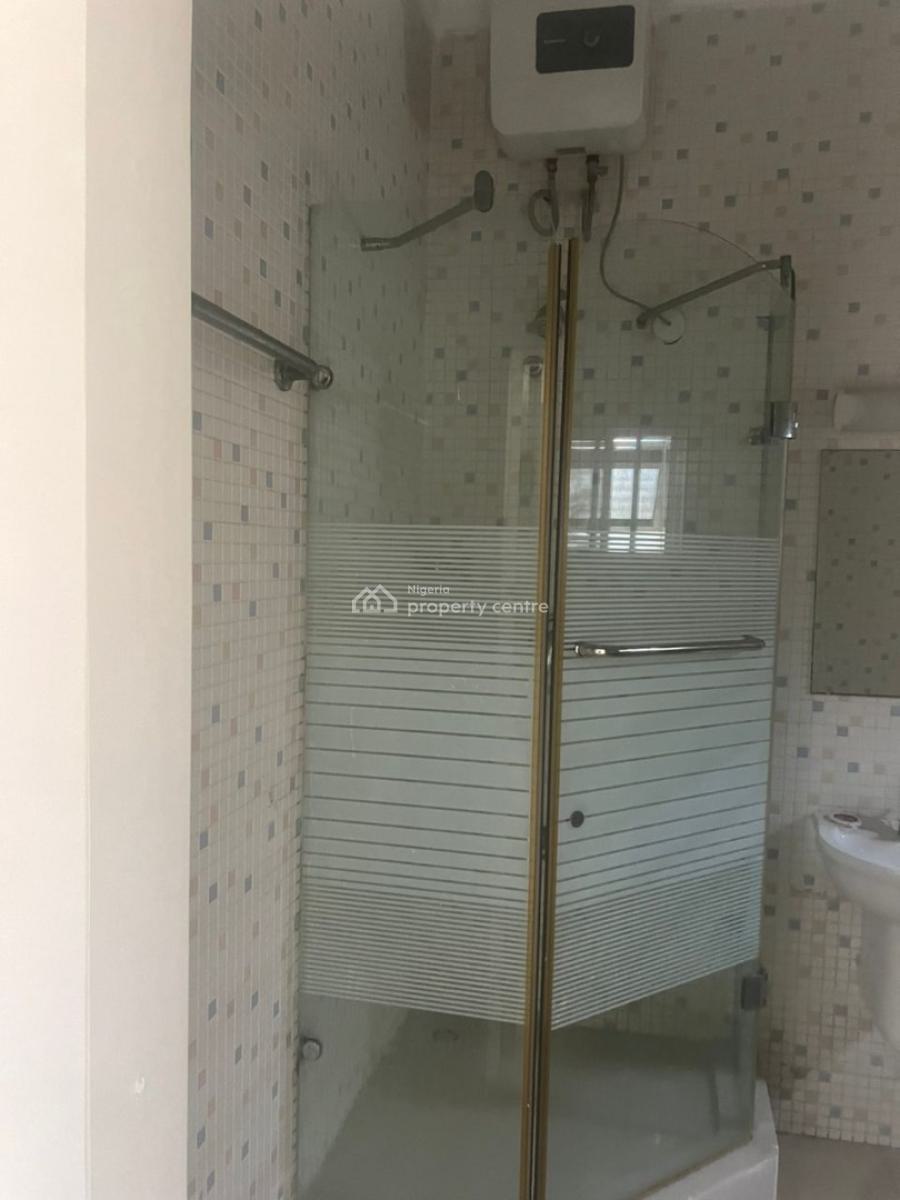 Bedroom Semi 3 Furnished Flat on The Ground Floor Flat, Lekki Phase 1, Lekki, Lagos, Flat / Apartment for Rent