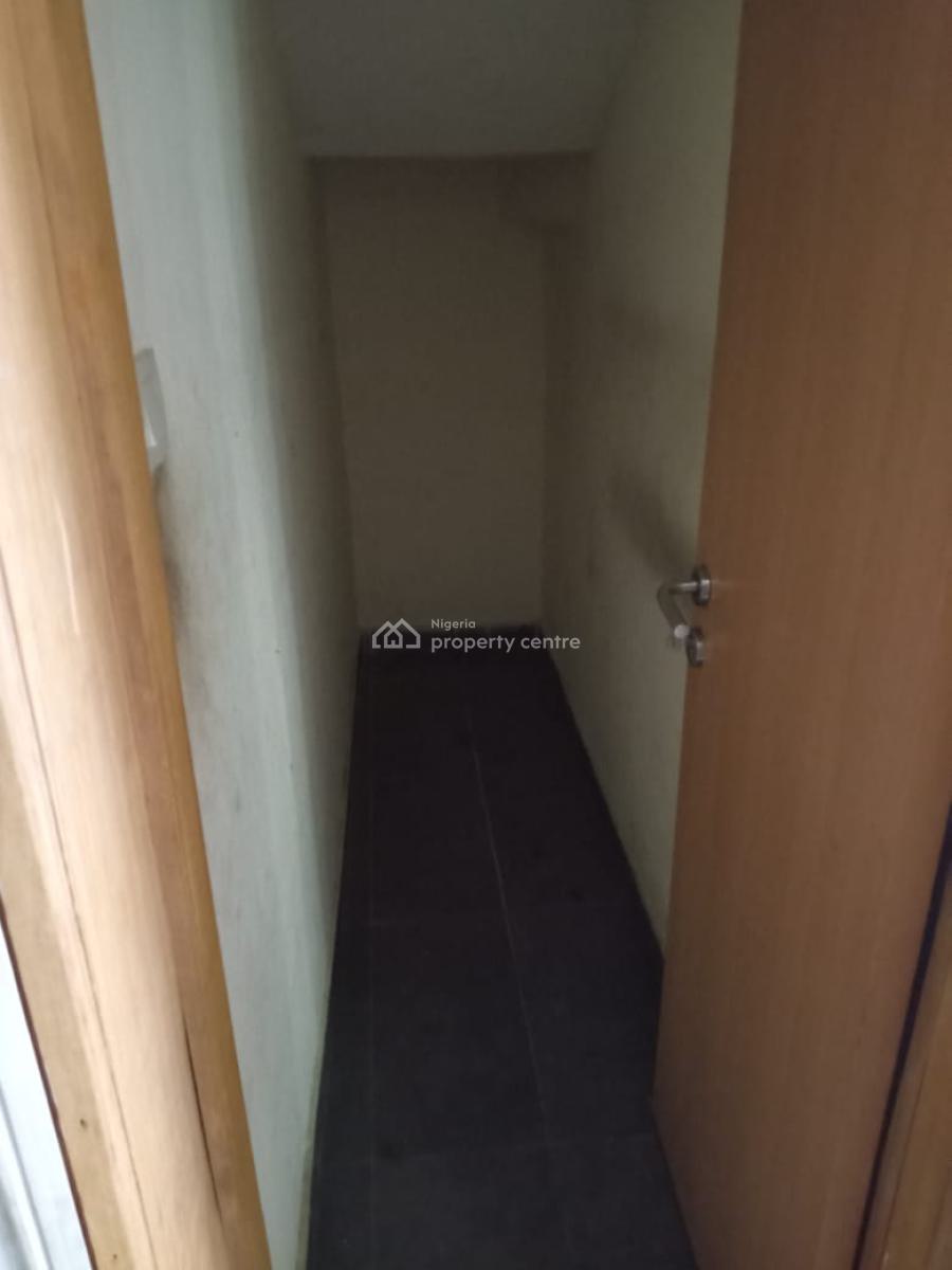 4 Bedroom Terrace, Osapa, Lekki, Lagos, Terraced Duplex for Rent
