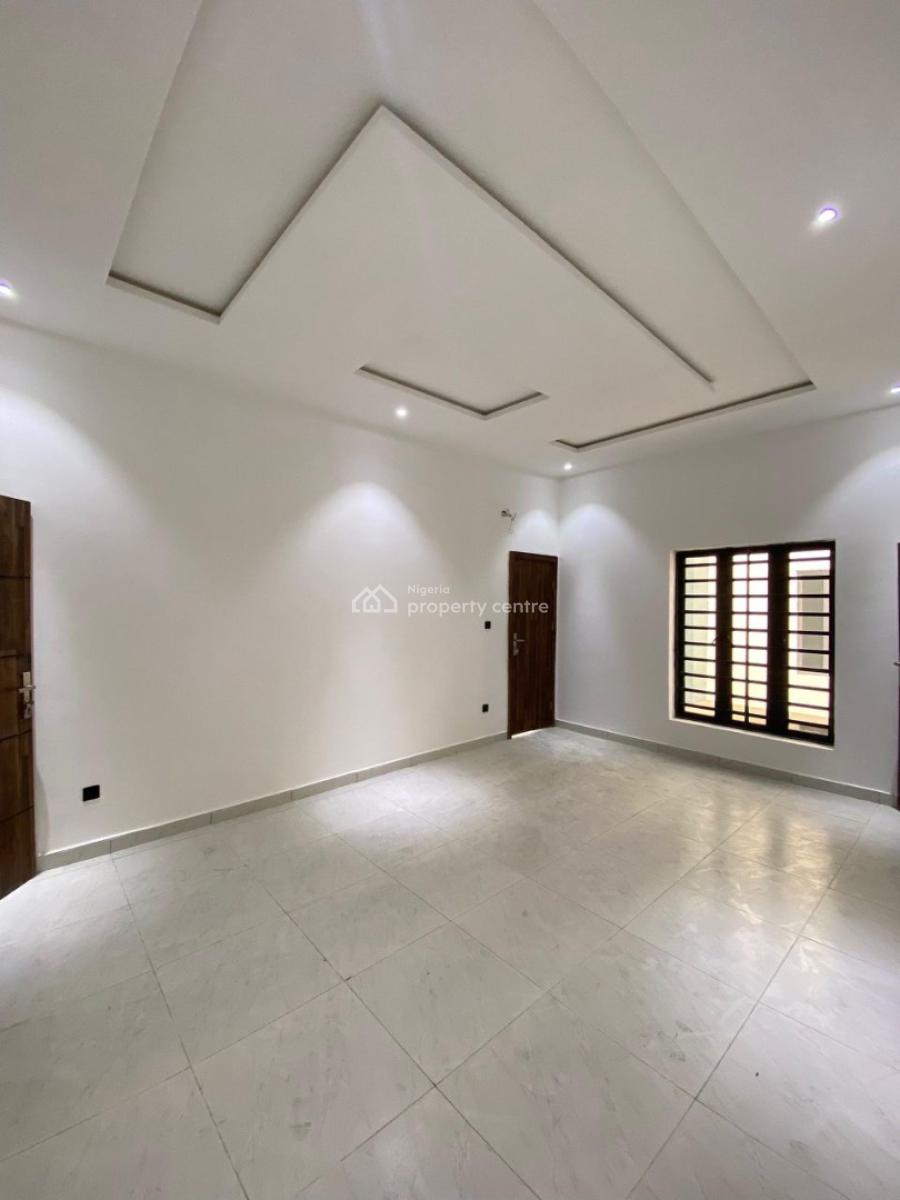 Neatly Built 4 Bedroom Terrace, Orchid, Lekki, Lagos, Terraced Duplex for Sale