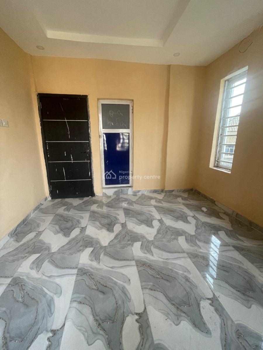 Newly Built 2 Bedroom Apartment, Alagomeji, Yaba, Lagos, Flat / Apartment for Rent