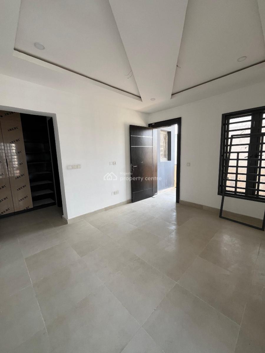 4 Bedroom Apartment, Lekki Phase 1, Lekki, Lagos, Flat / Apartment for Sale
