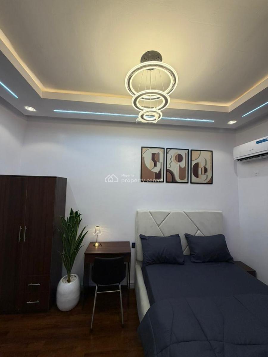 Cozy New Studio Apartment with Constant Power Supply, Yaba, Lagos, Flat / Apartment Short Let