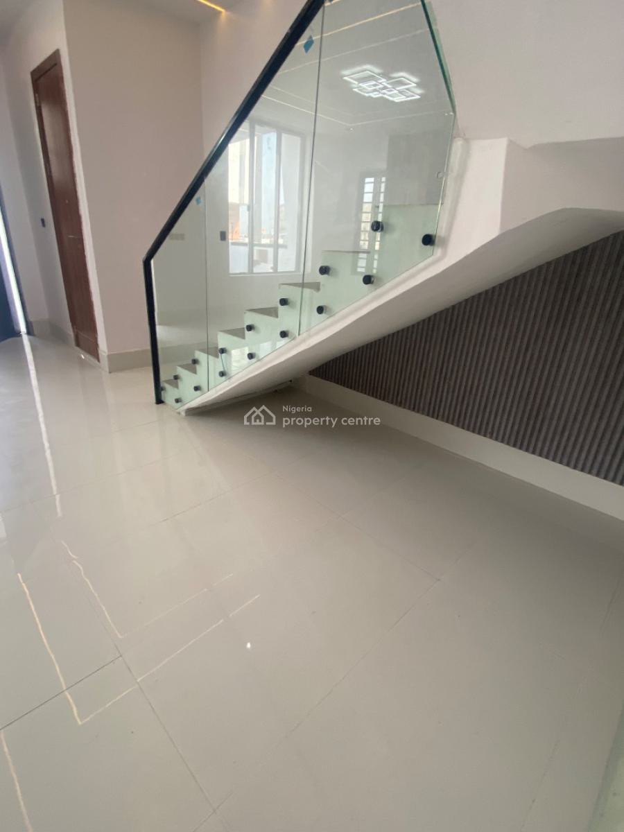 4 Bedroom Semi Detached, Ajah, Lagos, Semi-detached Duplex for Sale