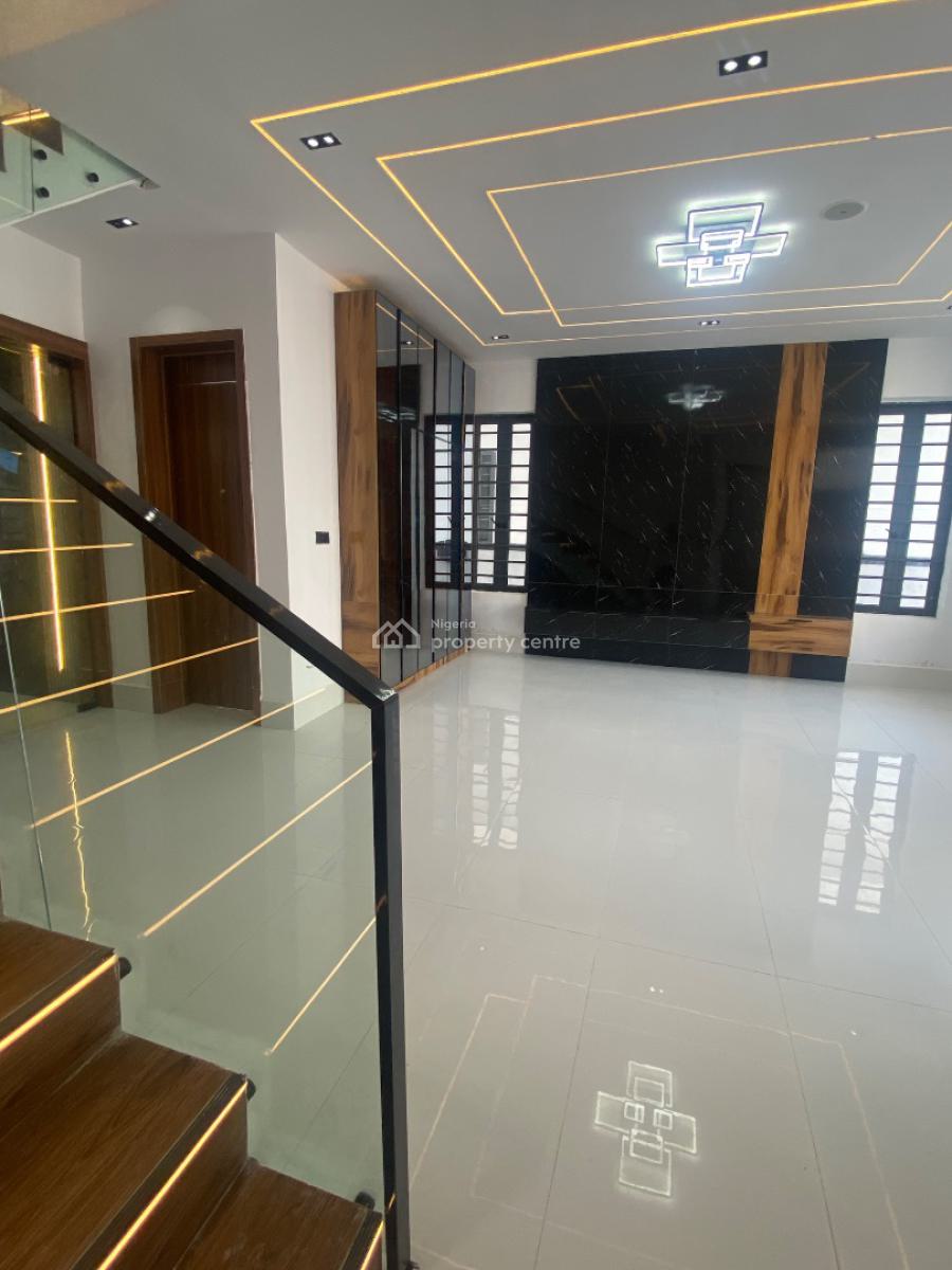 4 Bedroom Semi Detached, Ajah, Lagos, Semi-detached Duplex for Sale