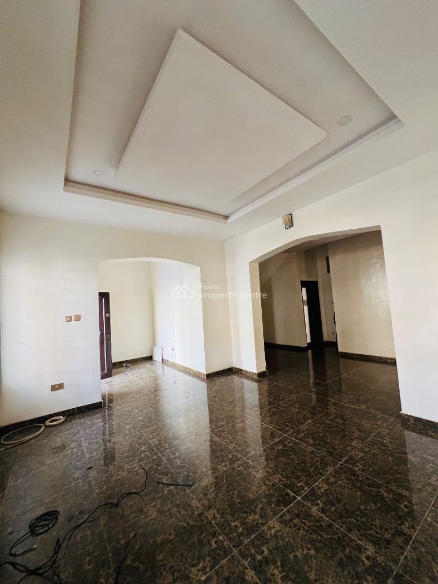 4 Bedrooms & Bq, Ikota, Lekki, Lagos, Terraced Duplex for Rent