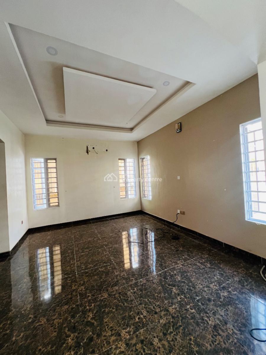 4 Bedrooms & Bq, Ikota, Lekki, Lagos, Terraced Duplex for Rent