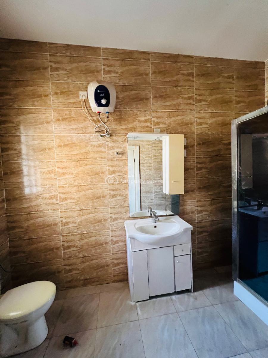 4 Bedrooms & Bq, Ikota, Lekki, Lagos, Terraced Duplex for Rent