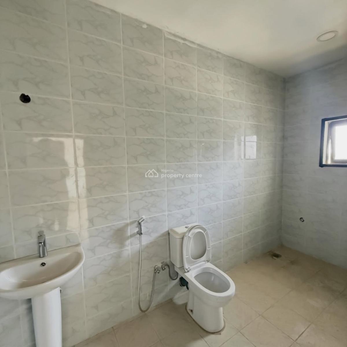 4 Bedrooms Terraced Duplex with Bq, Jahi, Abuja, Terraced Duplex for Sale