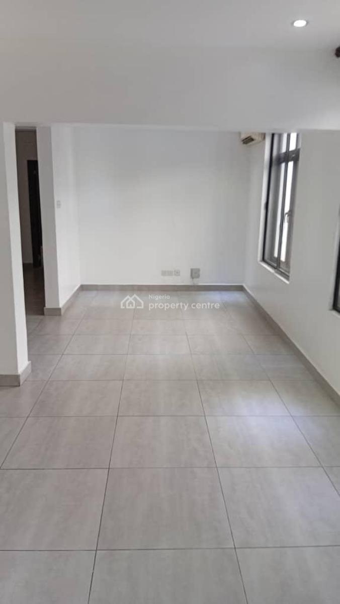 Serviced Three 3 Bedroom Apartment with Bq, Old Ikoyi, Ikoyi, Lagos, Flat / Apartment for Rent