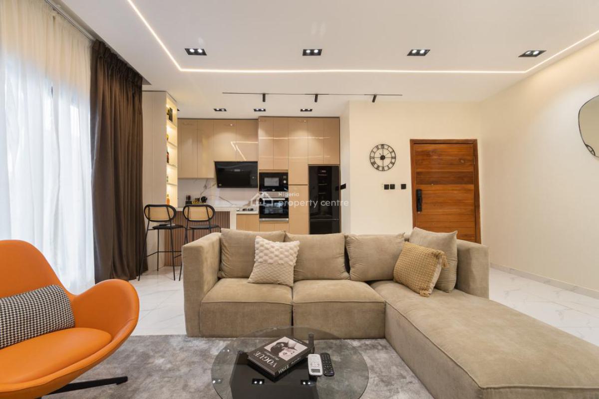 Luxury 2 Bedroom Apartment with Balconies, Pool & Unlimited Internet, Ps5, Spacious Apartment, Relaxing Environment, Ikate, Lekki, Lagos, Flat / Apartment Short Let