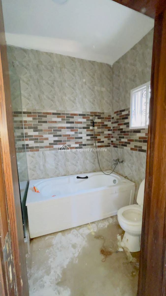 Newly Renovated 3 Bedroom Flat with a Room Bq, Horizon 1 Estate on Kusenla Road., Ikate, Lekki, Lagos, Flat / Apartment for Rent