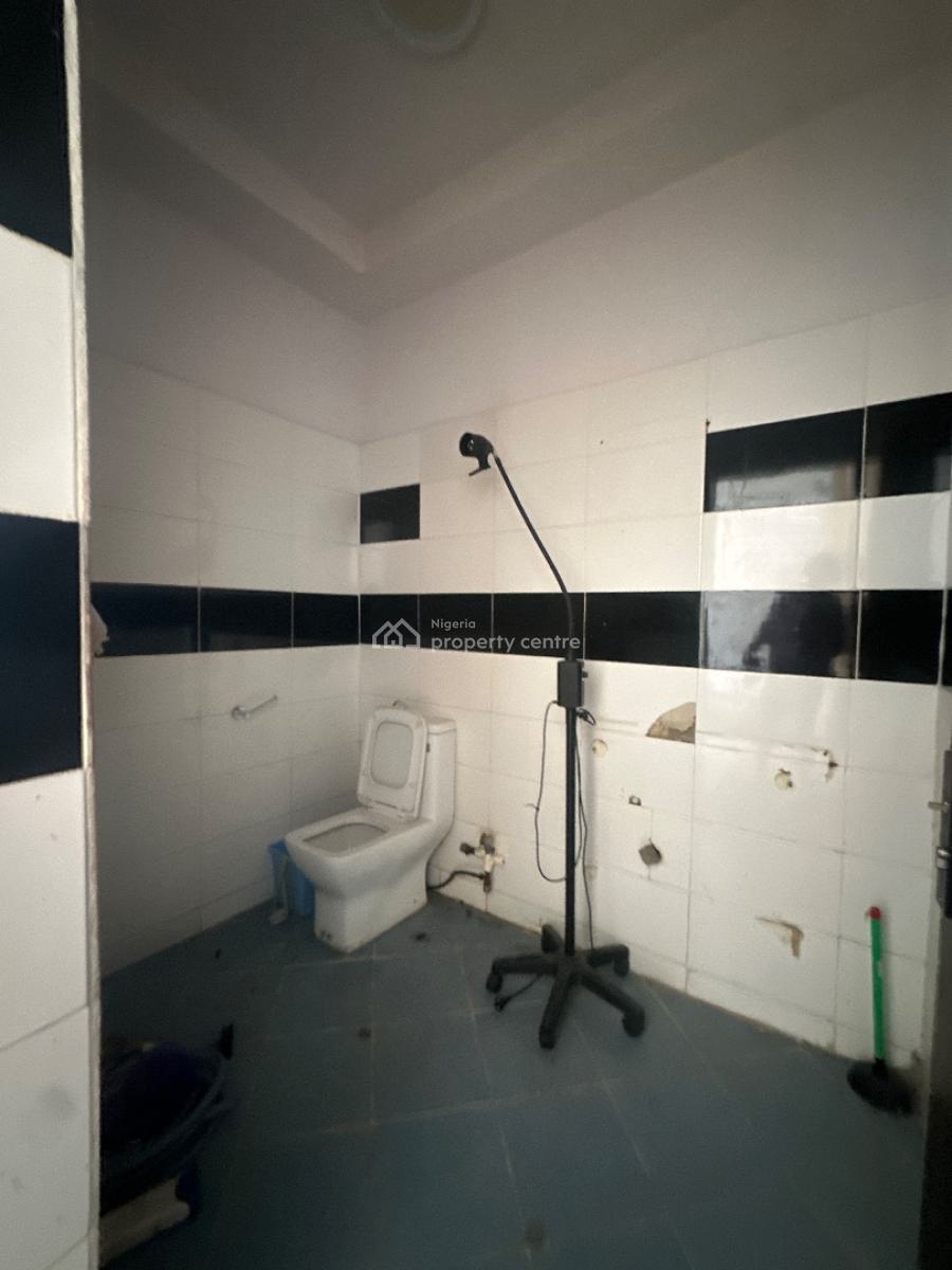 Shop Available, Lekki Phase 1, Lekki, Lagos, Shop for Rent