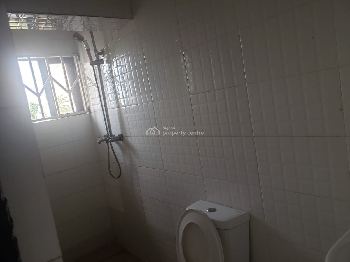 Spacious 2 Bed Flat, Adeniyi Jones, Ikeja, Lagos, Flat / Apartment for Rent