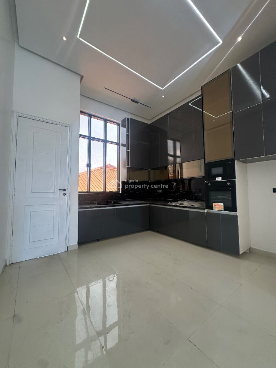 Luxury 3bedrooms Apartments with Swimming Pool and Gym, Lekki Phase 1, Lekki, Lagos, House for Sale