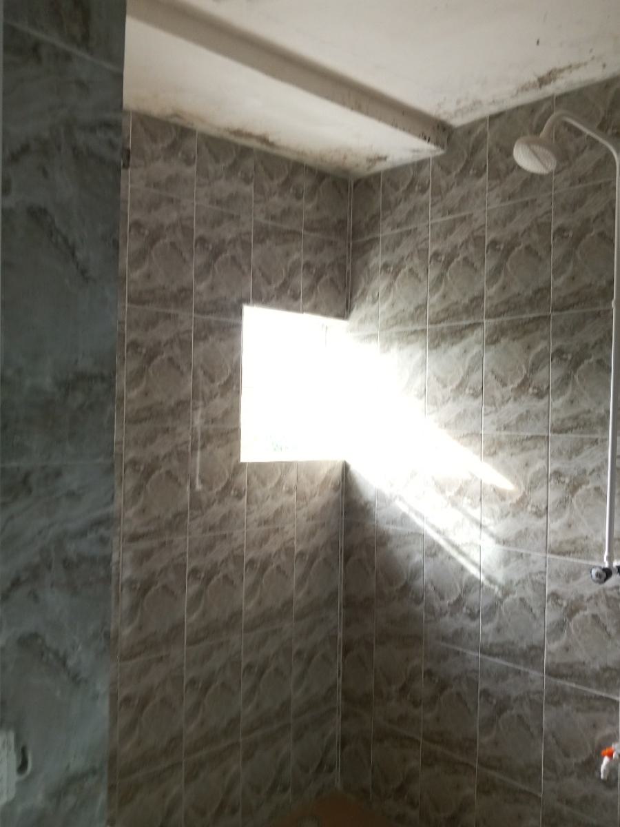 Newly Built Spacious 2 Bedrooms, Bucknor Estate, Jakande Axis, Isolo, Lagos, Flat / Apartment for Rent