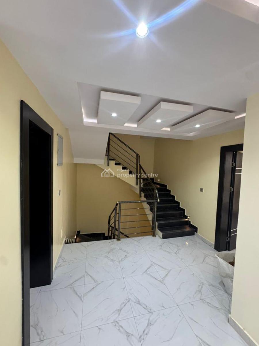 Well Maintained 4 Bedrooms Terraced Duplex, Ikate, Lekki, Lagos, Terraced Duplex for Rent