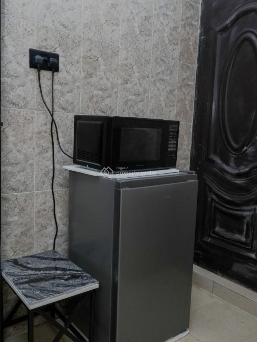 Standard Fully Furnished 2-bedroom Apartments, Iyana Ipaja, Ipaja, Lagos, Flat / Apartment Short Let