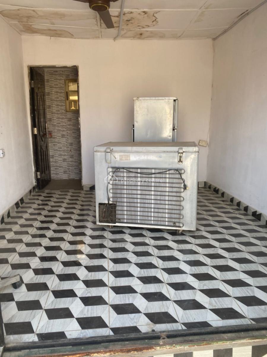 2 Bedroom Bungalow, Kubwa, Abuja, Semi-detached Bungalow for Sale