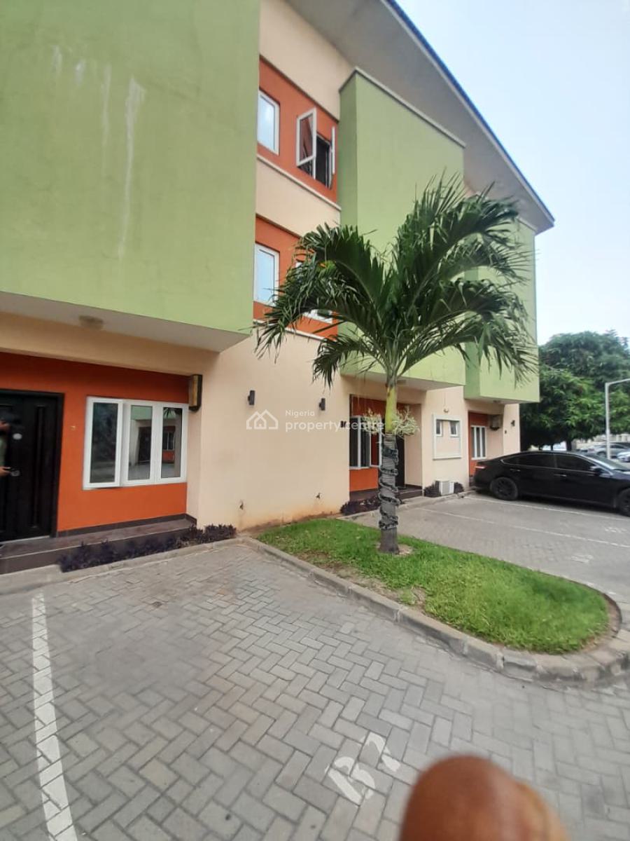 Fully Serviced 3bedroom Terrace Duplex with Bq, Olegra Estate Osapa, Osapa, Lekki, Lagos, Terraced Duplex for Rent
