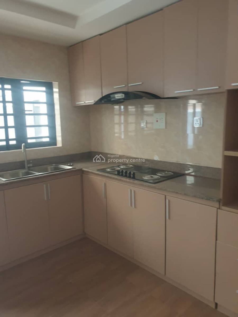 Specious 4 Bedrooms Terraced Duplex, Spg, Ologolo, Lekki, Lagos, Terraced Duplex for Rent