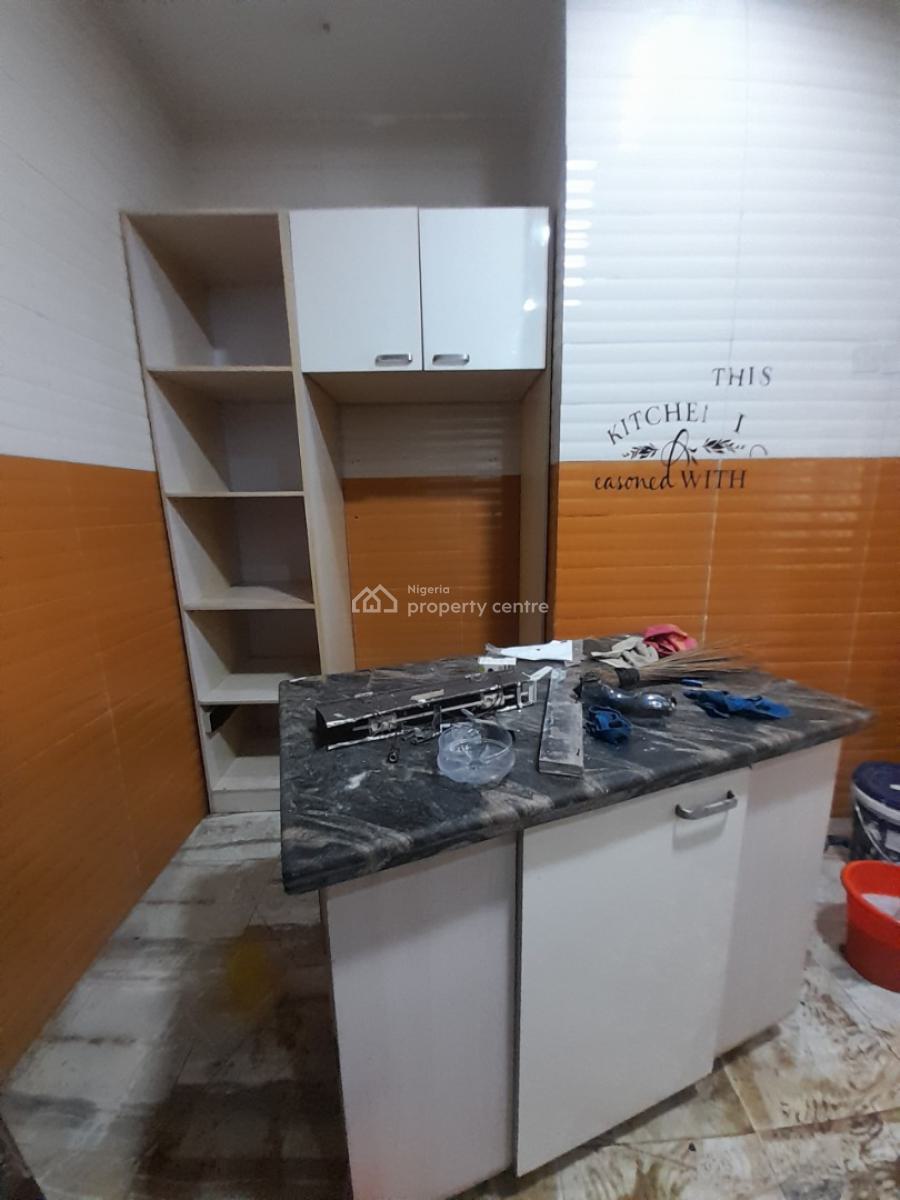 Spacious and Well Renovated 5bedroom Fully-detached Duplex with Bq, Chevron Drive Lekki Lagos, Lekki Expressway, Lekki, Lagos, Detached Duplex for Rent