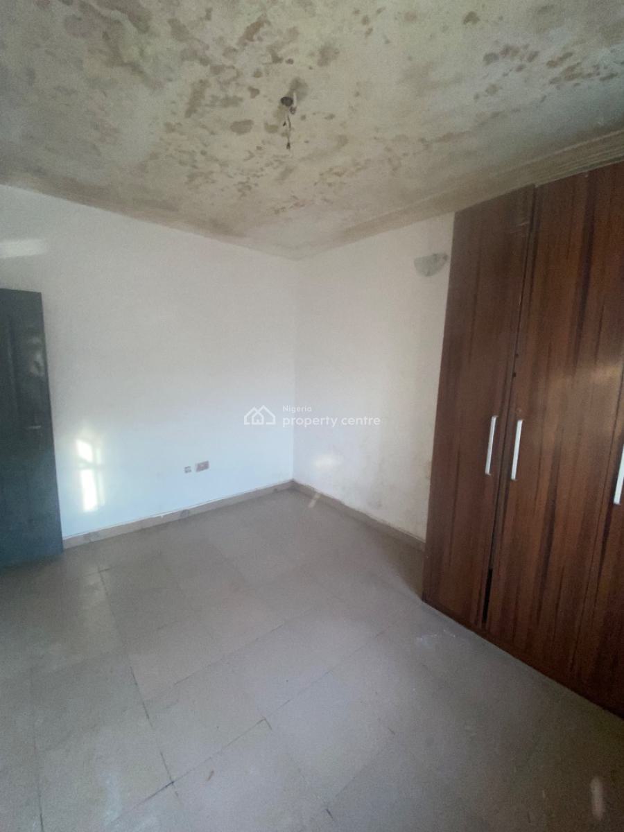 Spacious 2 Bedroom Apartment with in a Gated Compound, United Estate, Sangotedo, Ajah, Lagos, Flat / Apartment for Rent
