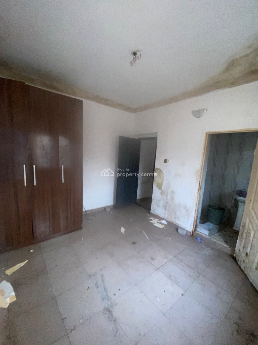 Spacious 2 Bedroom Apartment with in a Gated Compound, United Estate, Sangotedo, Ajah, Lagos, Flat / Apartment for Rent