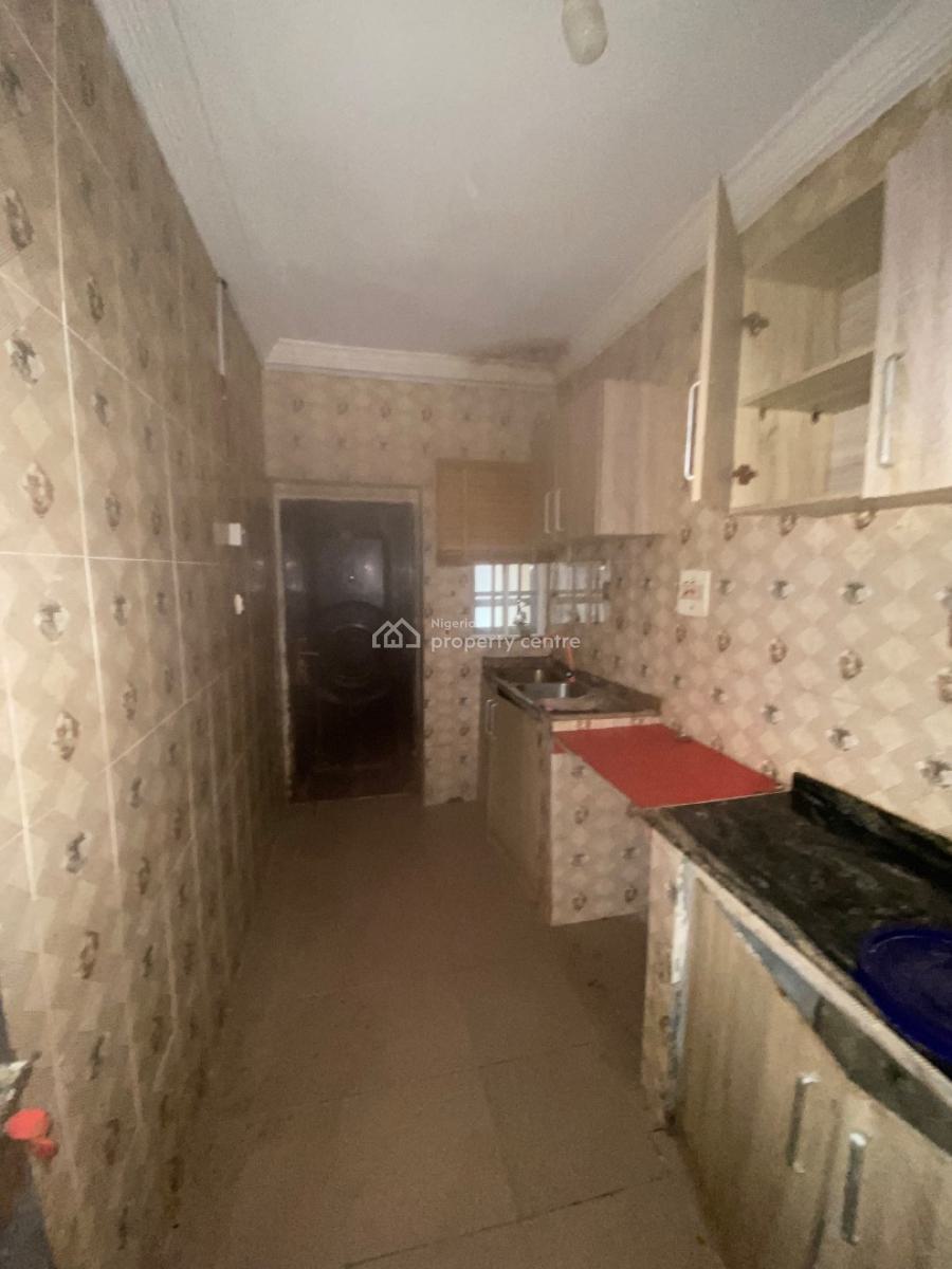 Spacious 2 Bedroom Apartment with in a Gated Compound, United Estate, Sangotedo, Ajah, Lagos, Flat / Apartment for Rent