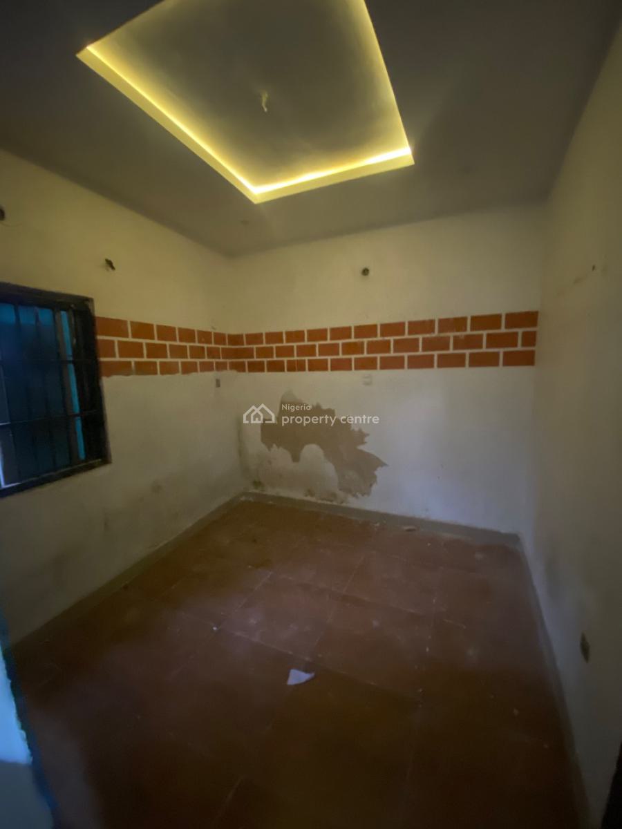 Spacious Mini Flat Located in a Serene Environment, Alashela Royal Estate, Ogombo, Ajah, Lagos, Mini Flat (room and Parlour) for Rent