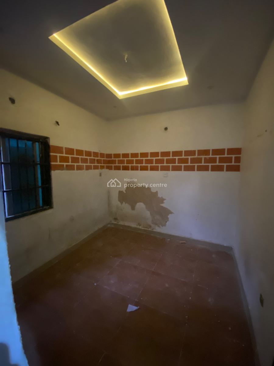 Spacious Mini Flat Located in a Serene Environment, Alashela Royal Estate, Ogombo, Ajah, Lagos, Mini Flat (room and Parlour) for Rent