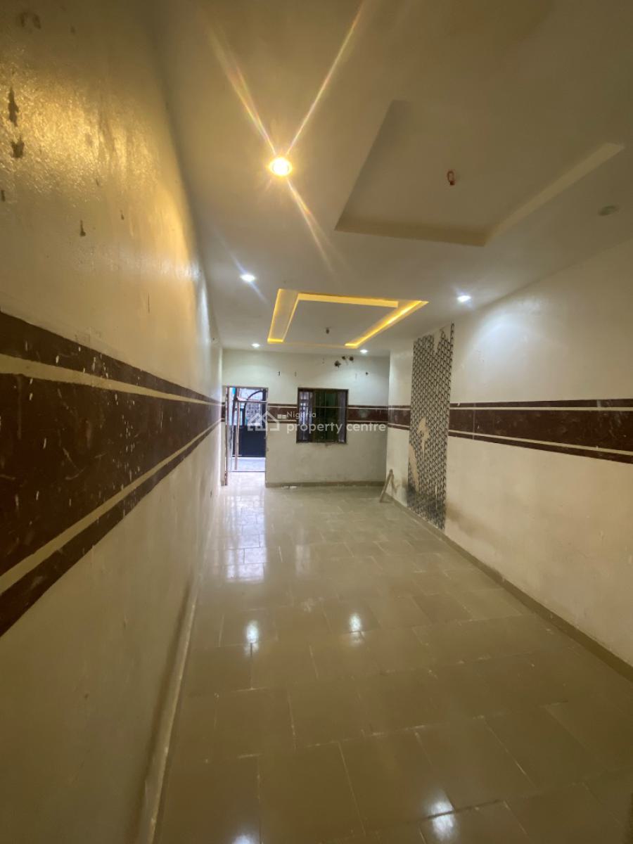 Spacious Mini Flat Located in a Serene Environment, Alashela Royal Estate, Ogombo, Ajah, Lagos, Mini Flat (room and Parlour) for Rent